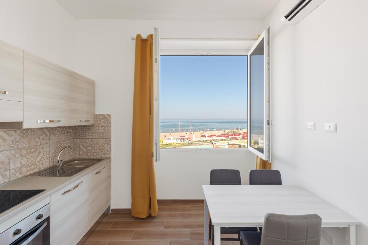 Residence Torvaianica Dış mekan fotoğraf